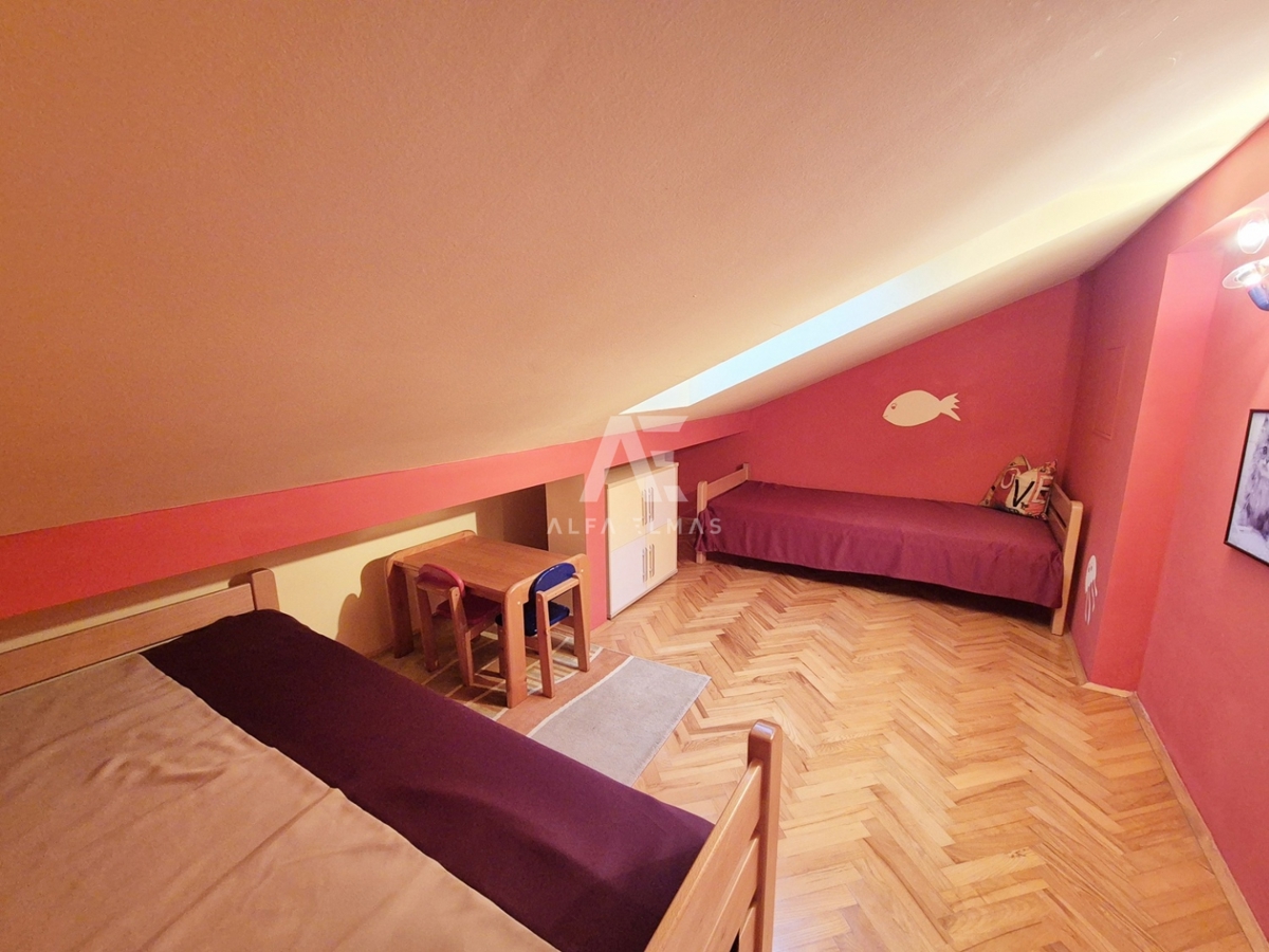 Malinska, dvoetažno stanovanje s pogledom na morje! ID 653