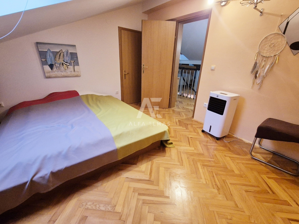 Malinska, dvoetažno stanovanje s pogledom na morje! ID 653