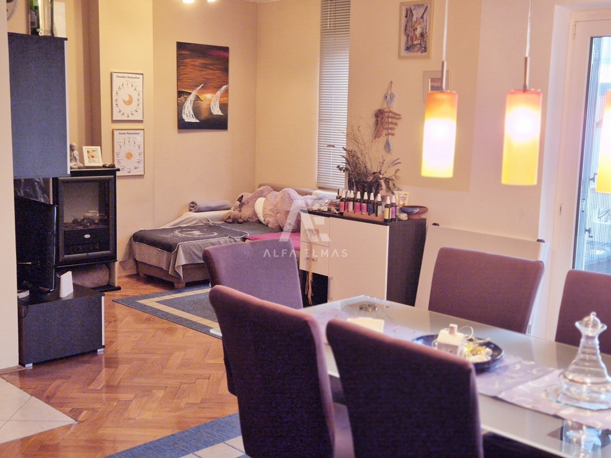 Malinska, dvoetažno stanovanje s pogledom na morje! ID 653