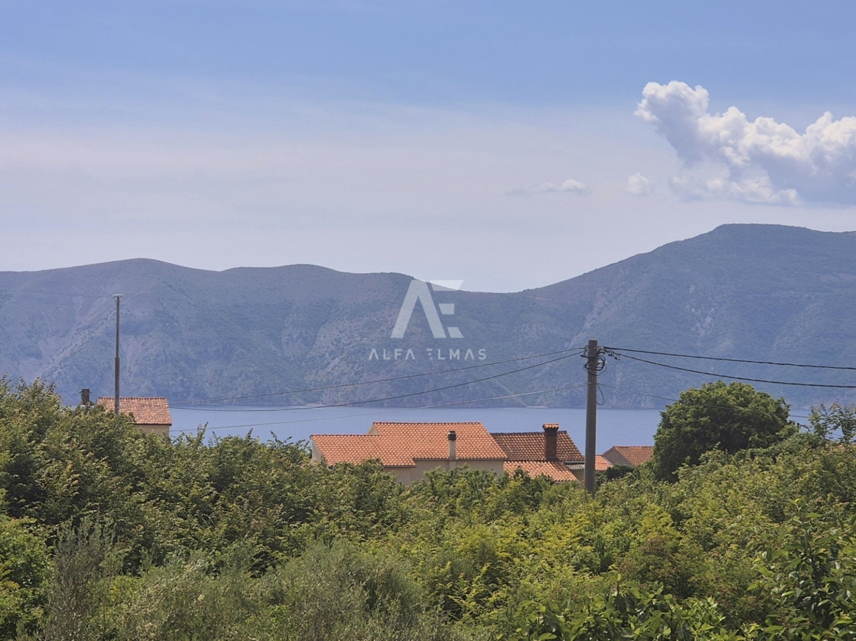 Krk, okolica, mediteranska vila z dvema dvoetažnima stanovanjema in dvema bazenoma! Uveljavljen turistični najem! ID 65