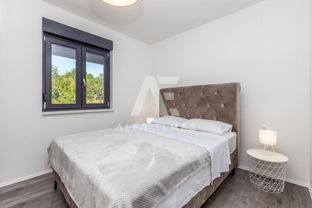 Dobrinj okolica, samostojna vila na mirni lokaciji!! ID 228
