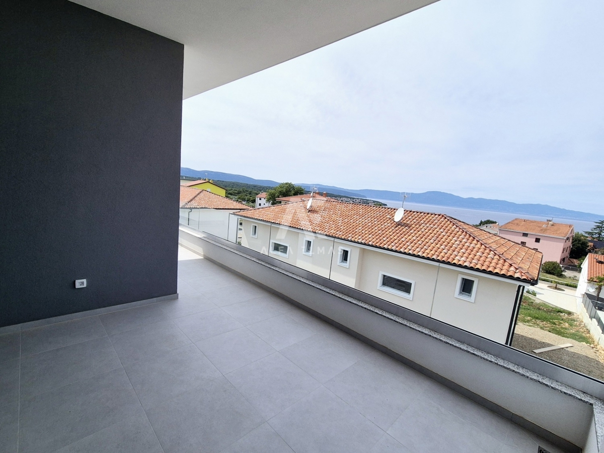 Malinska, two apartments with sea view and garden! ID 441
