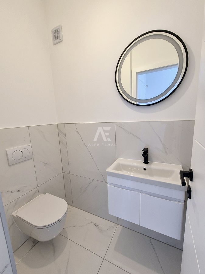 Malinska, two apartments with sea view and garden! ID 441