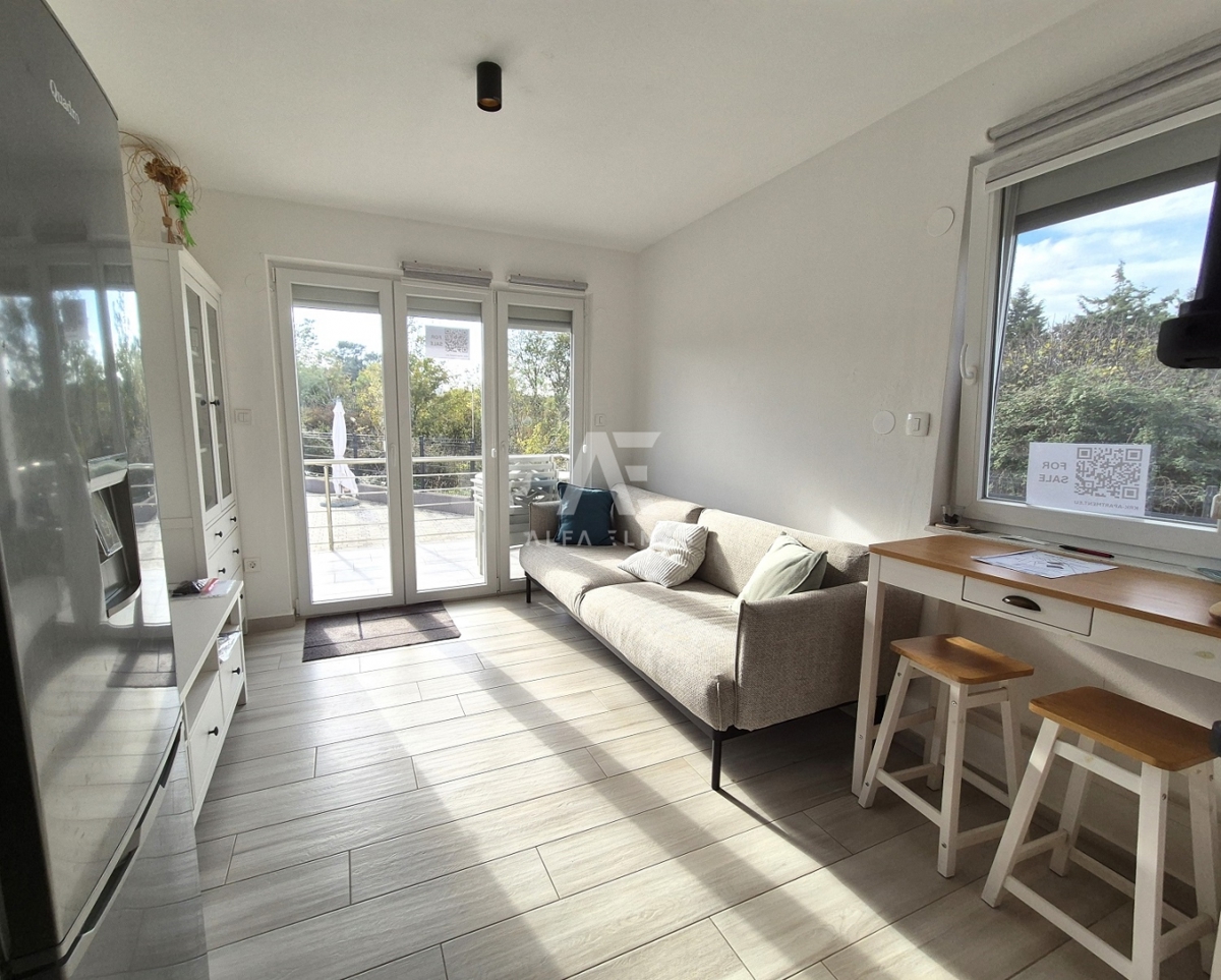 Krk, okolica, dvoetažni apartma na mirni lokaciji! ID 594