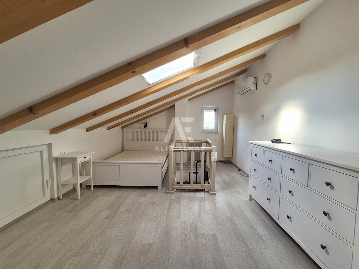 Krk, okolica, dvoetažni apartma na mirni lokaciji! ID 594