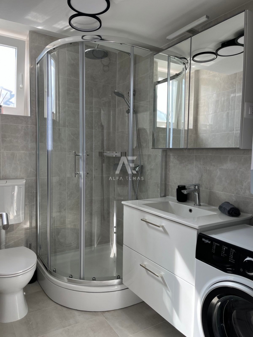 Malinska, razkošno stanovanje z galerijo in pogledom na morje! ID 647