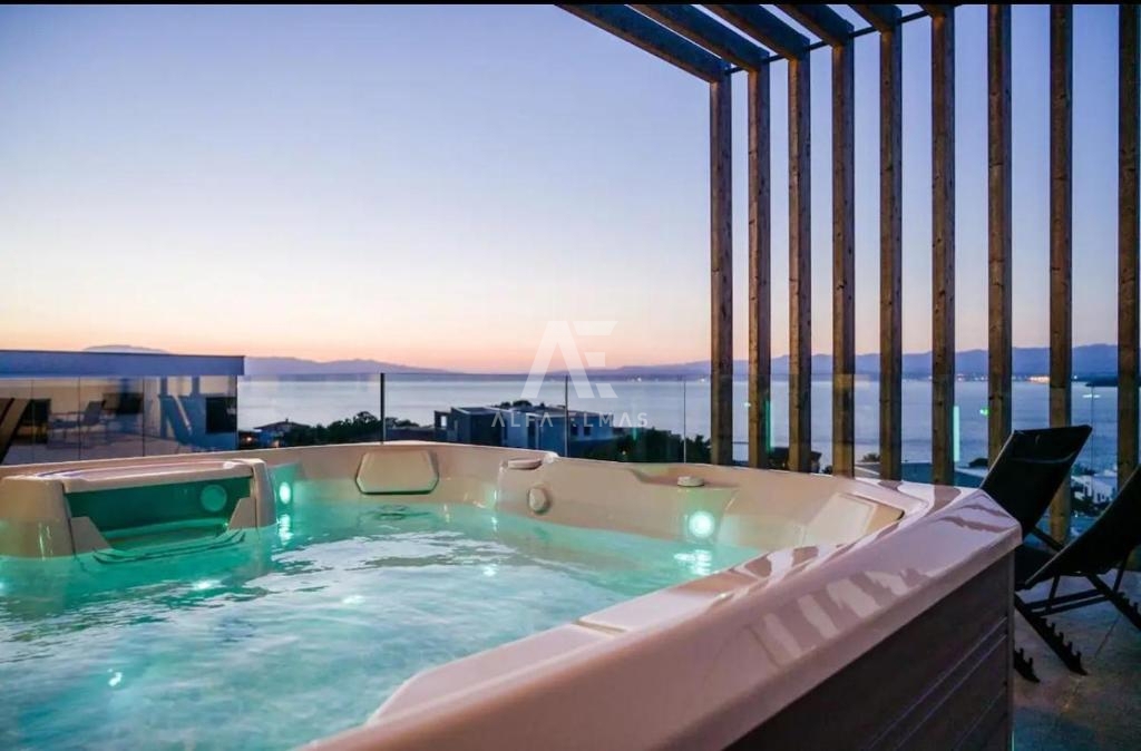 Malinska, luksuzni penthouse s panoramskim pogledom na morje! ID 19
