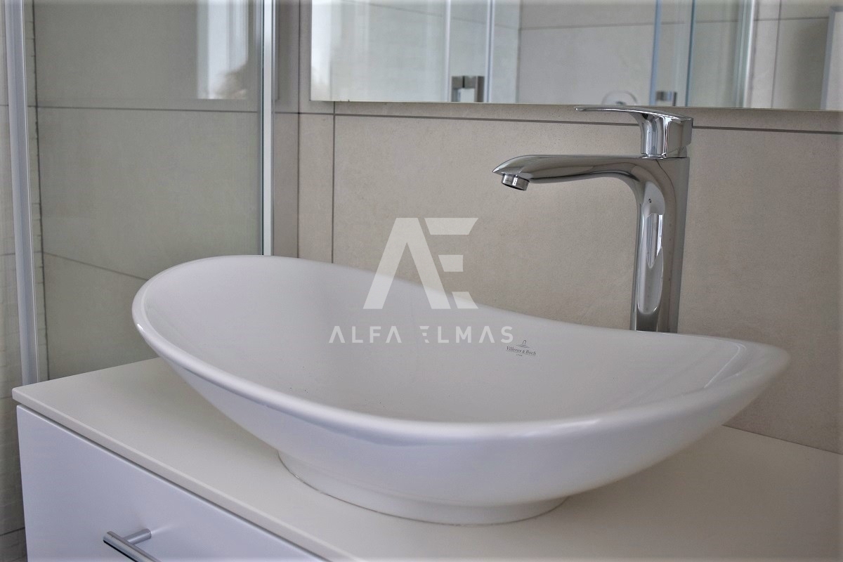 Malinska, luksuzni penthouse s panoramskim pogledom na morje! ID 19