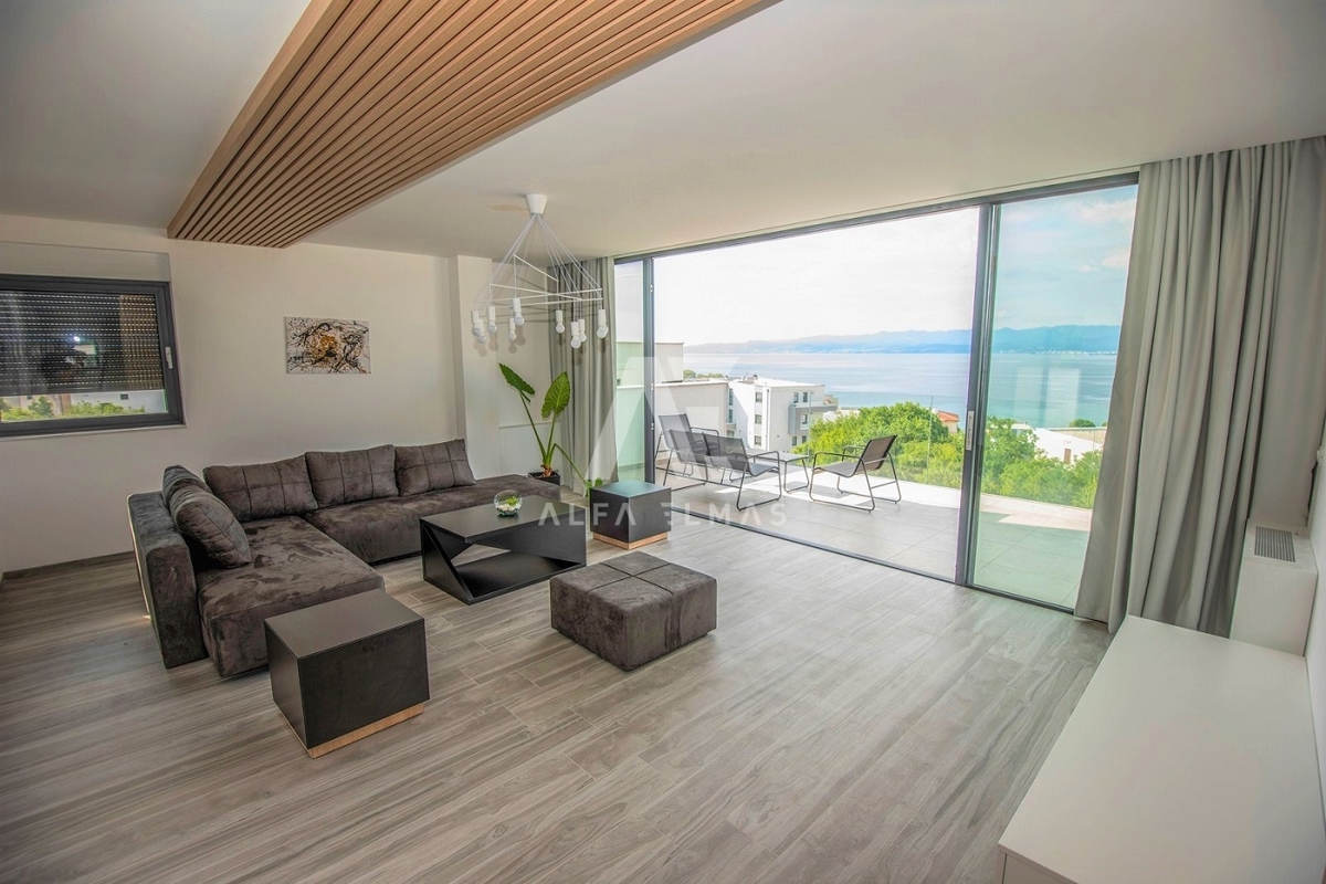 Malinska, luksuzni penthouse s panoramskim pogledom na morje! ID 19