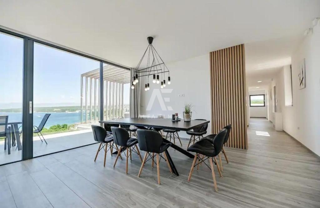 Malinska, luksuzni penthouse s panoramskim pogledom na morje! ID 19