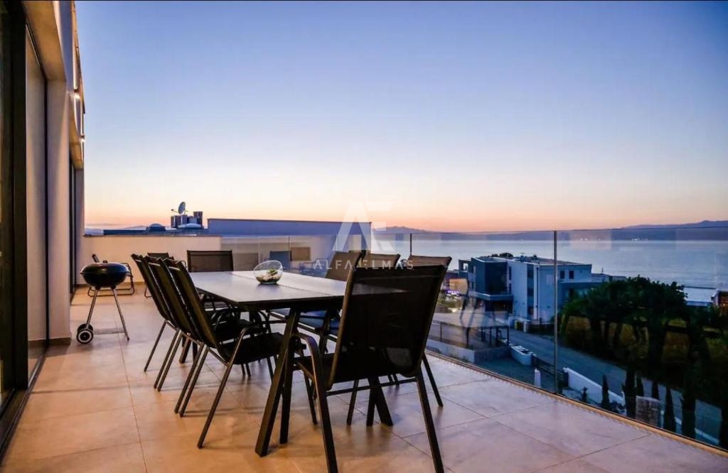 Malinska, luksuzni penthouse s panoramskim pogledom na morje! ID 19