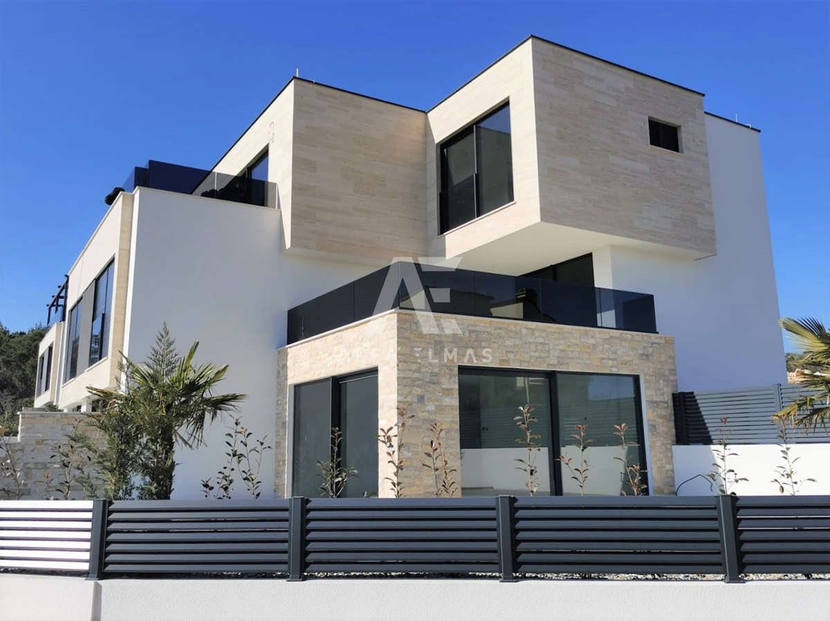 Krk, novogradnja, luksuzni penthouse s pogledom na morje! ID 238