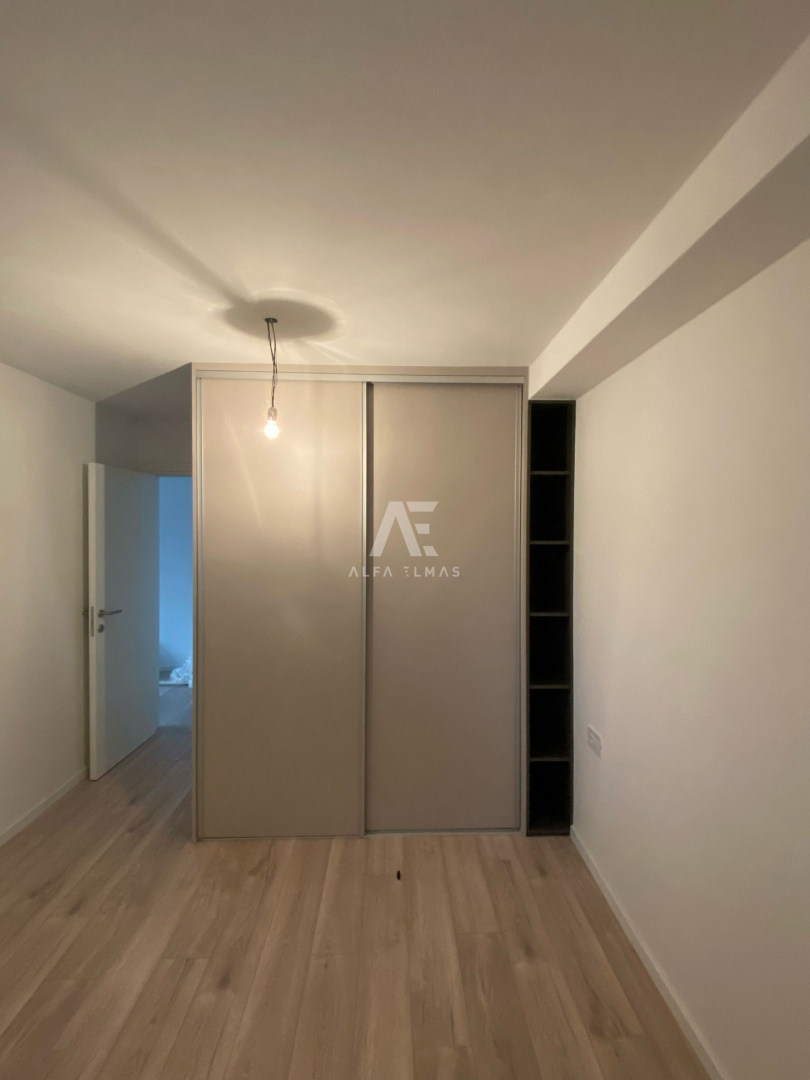 Cres, novogradnja, trisobno luksuzno stanovanje v bližini vseh potrebščin!! ID 481