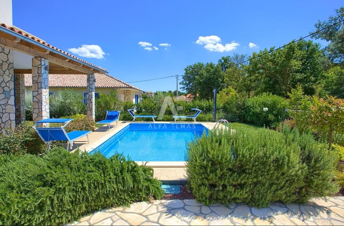 Otok Krk, okolica, samostojna hiša z bazenom! ID 660