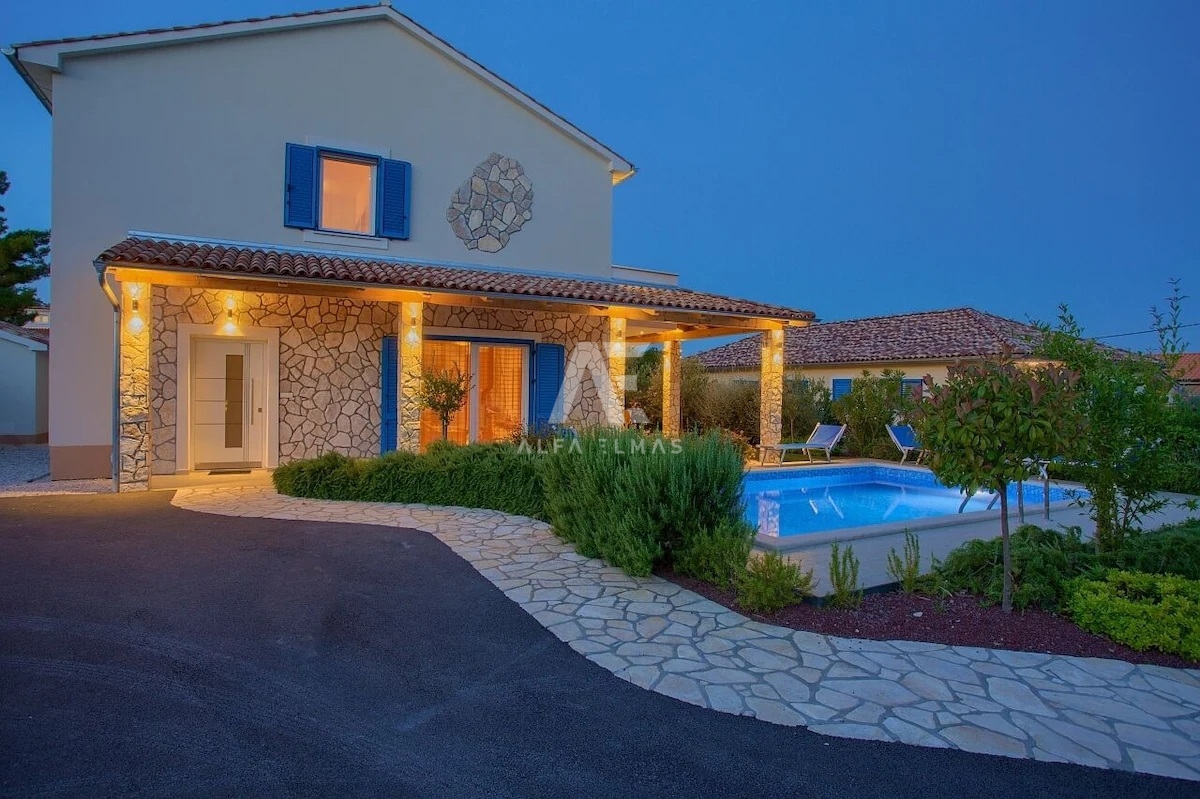 Otok Krk, okolica, samostojna hiša z bazenom! ID 660