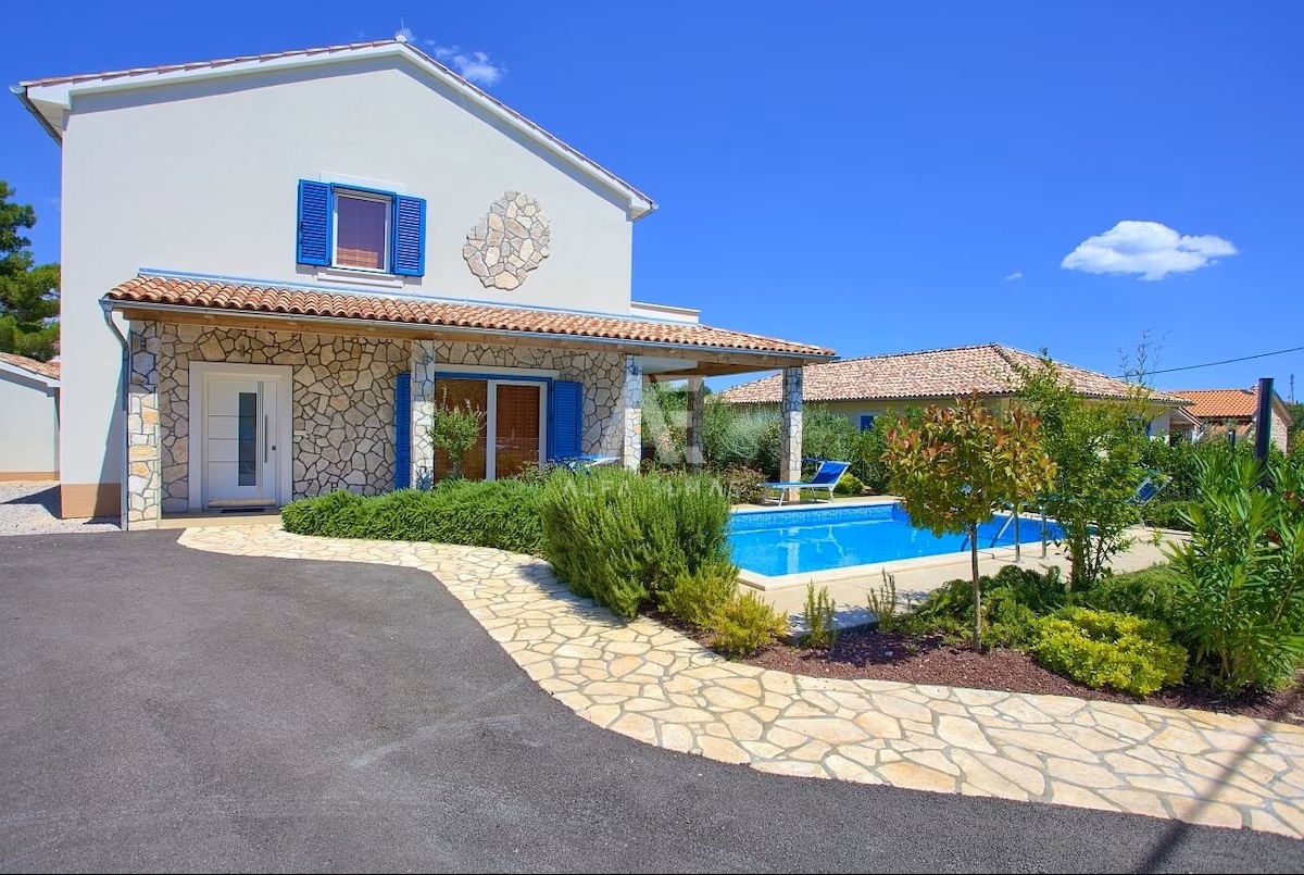 Otok Krk, okolica, samostojna hiša z bazenom! ID 660