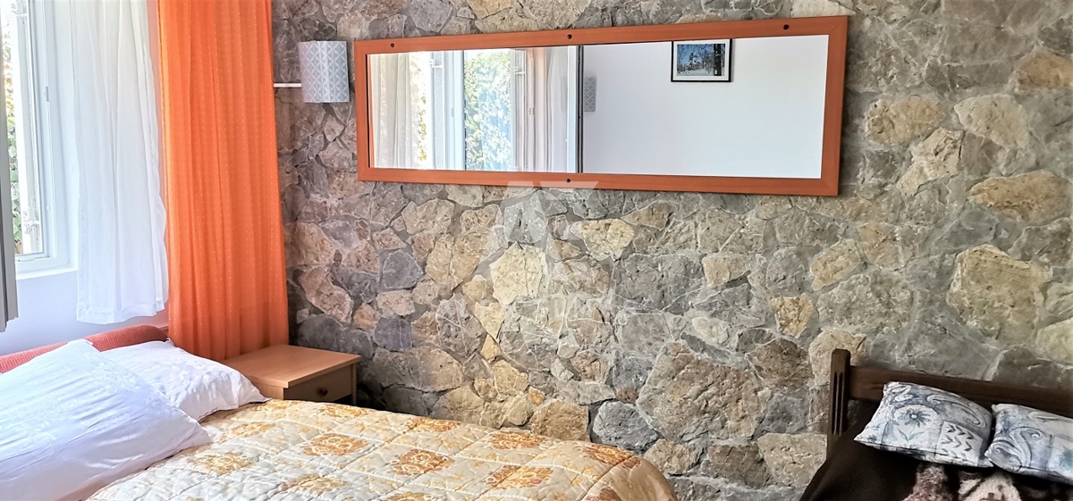  Linardići, hiša s petimi apartmaji na mirni lokaciji! ID 73