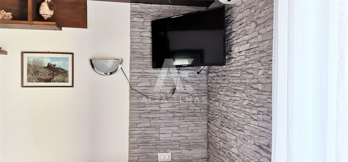  Linardići, hiša s petimi apartmaji na mirni lokaciji! ID 73