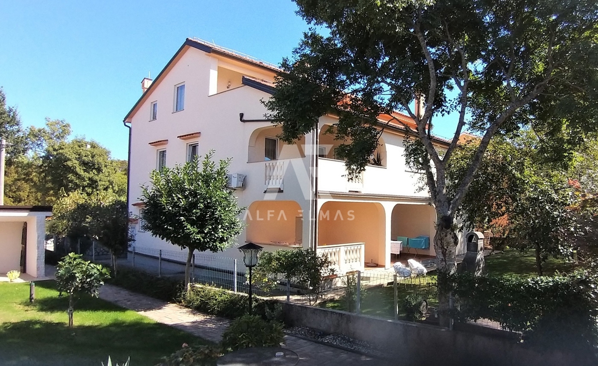 Malinska, okolica, samostojna na mirni lokaciji!! ID 331