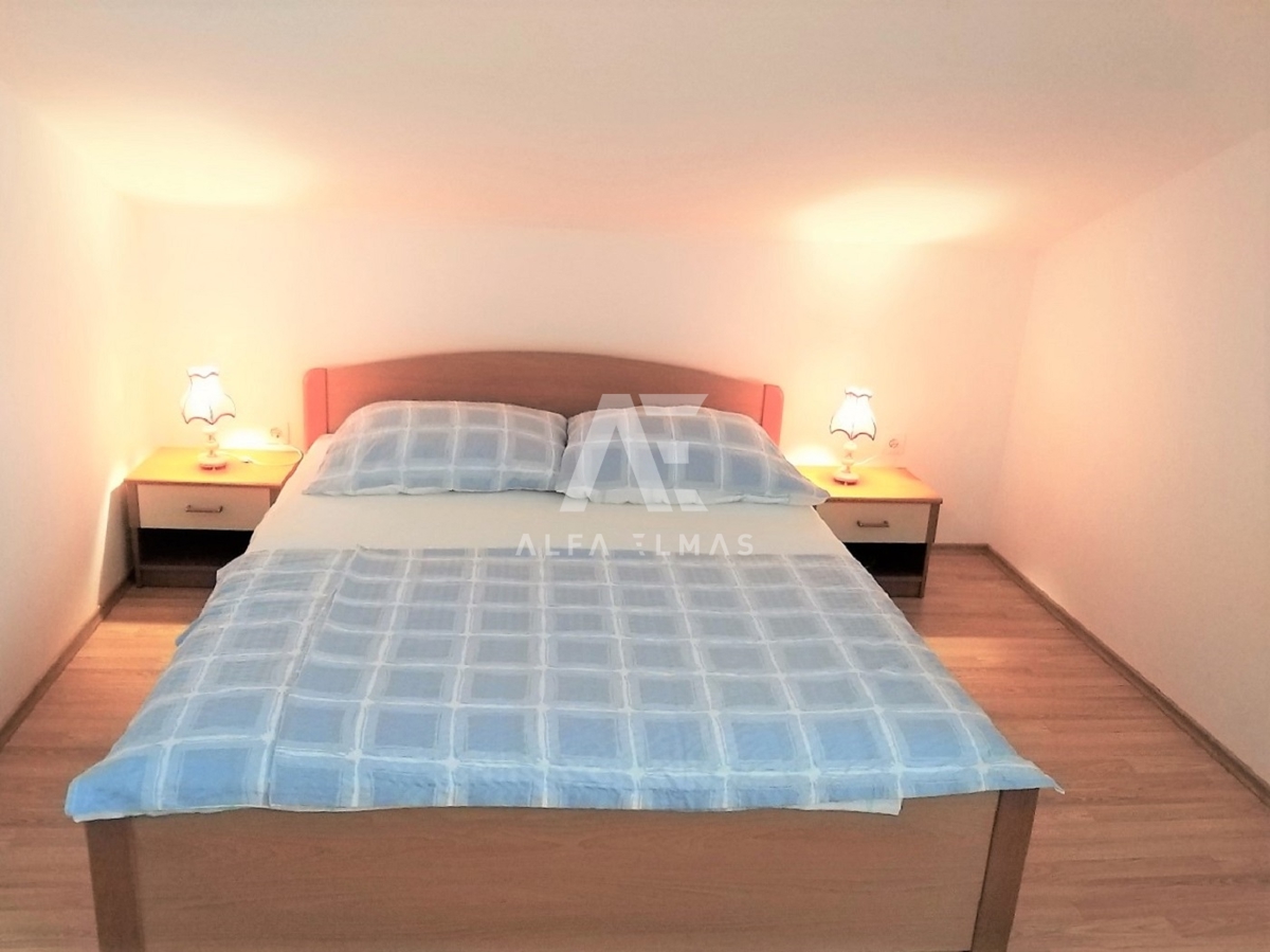 Malinska, okolica, samostojna na mirni lokaciji!! ID 331