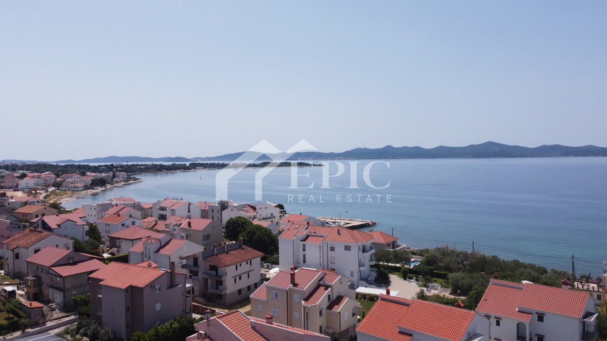 PRIZEMLJE NOVOGRADNJE SAMO 130 M OD PLAŽE