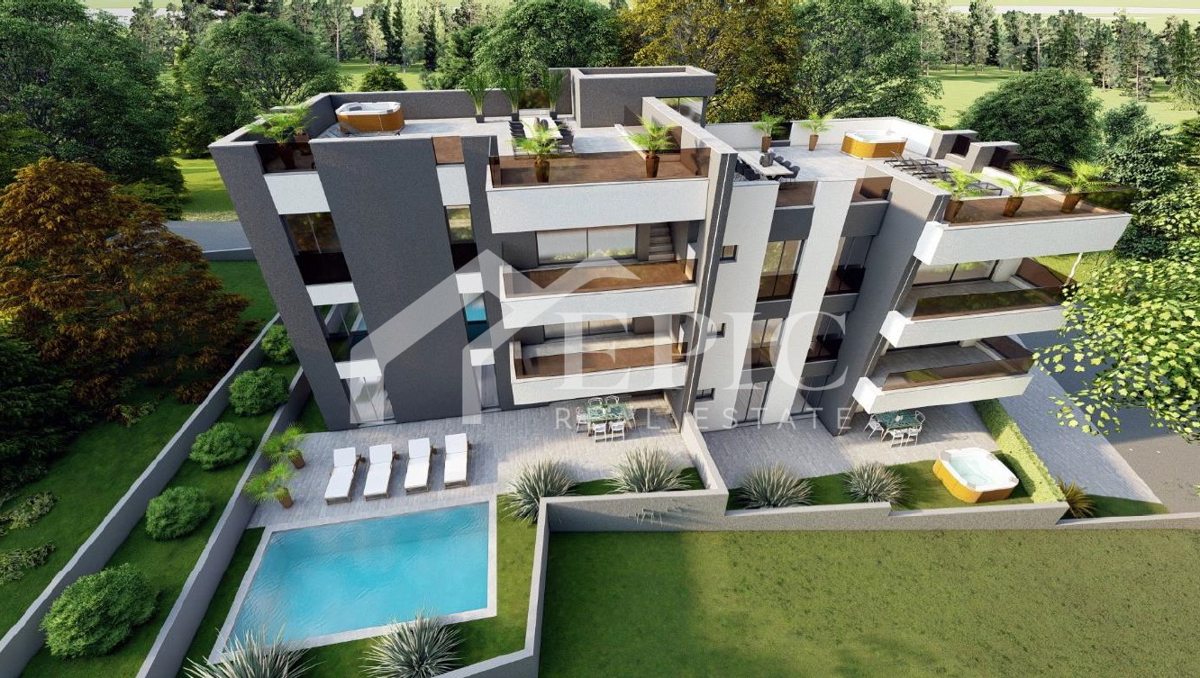 PRIZEMLJE NOVOGRADNJE SAMO 130 M OD PLAŽE