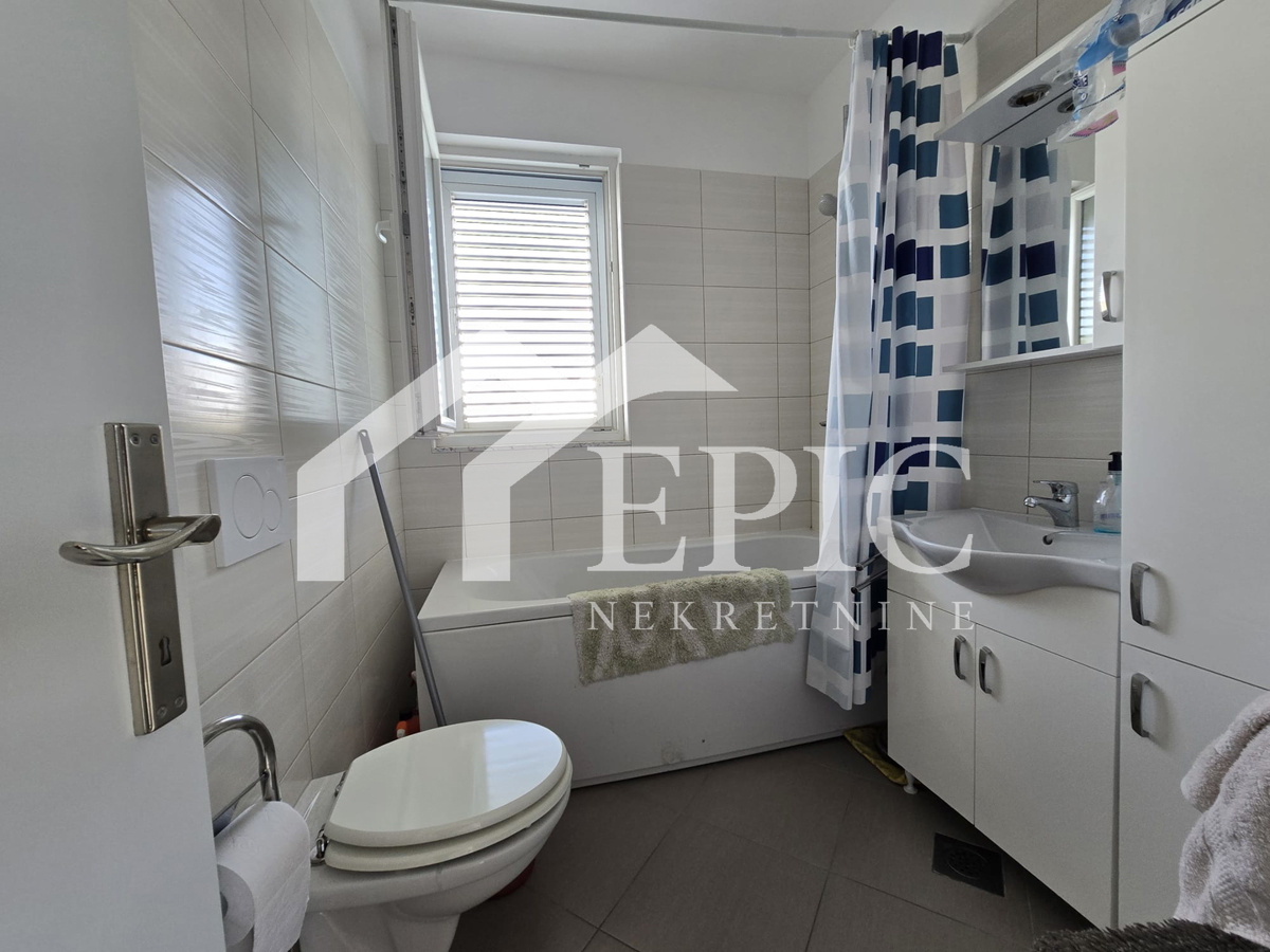 Sukošan, Zadar - opremljen apartma 150 m od plaže
