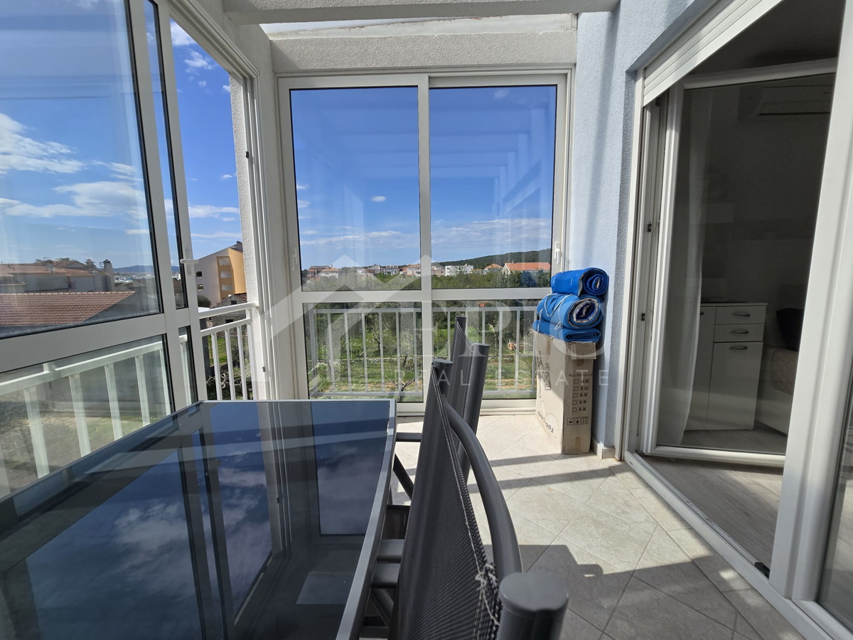 Sukošan, Zadar - opremljen apartma 150 m od plaže