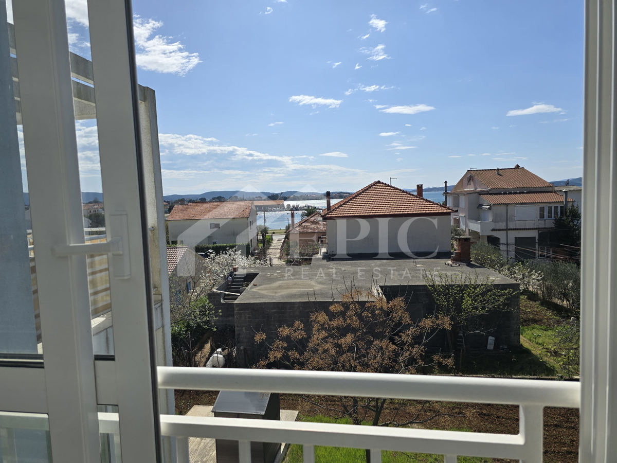 Sukošan, Zadar - opremljen apartma 150 m od plaže