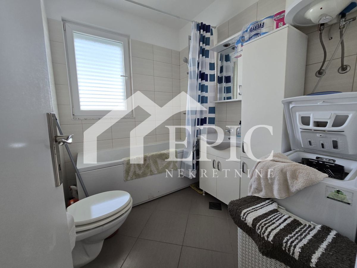 Sukošan, Zadar - opremljen apartma 150 m od plaže