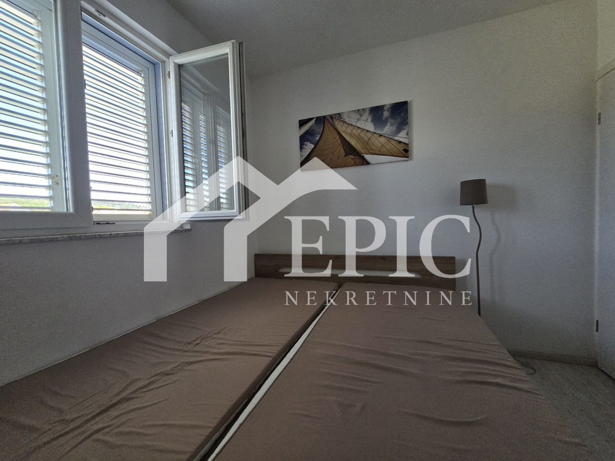 Sukošan, Zadar - opremljen apartma 150 m od plaže