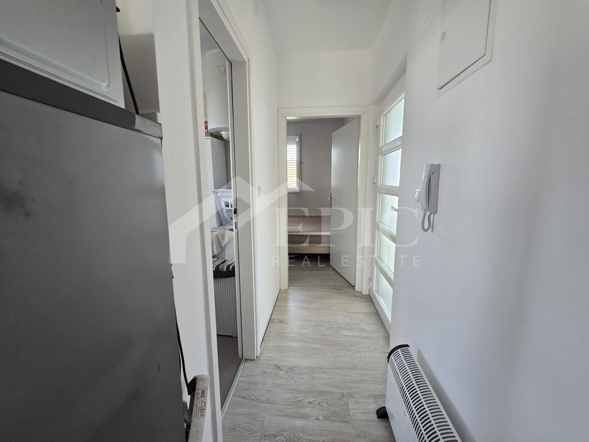Sukošan, Zadar - opremljen apartma 150 m od plaže