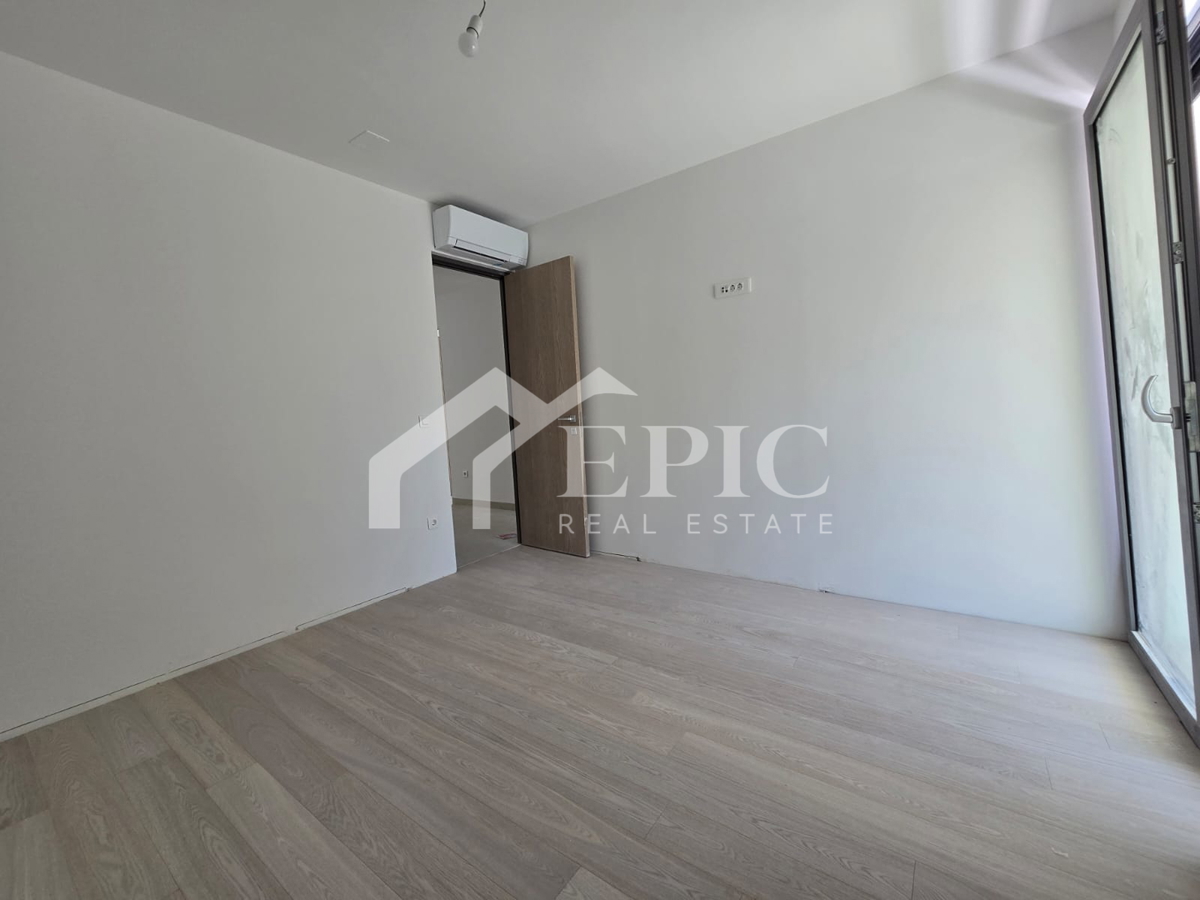 EKSKLUZIVNO STANOVANJE 500 M OD MORJA - POPOLNA PRILOŽNOST ZA ŽIVLJENJE ALI POČITNICE