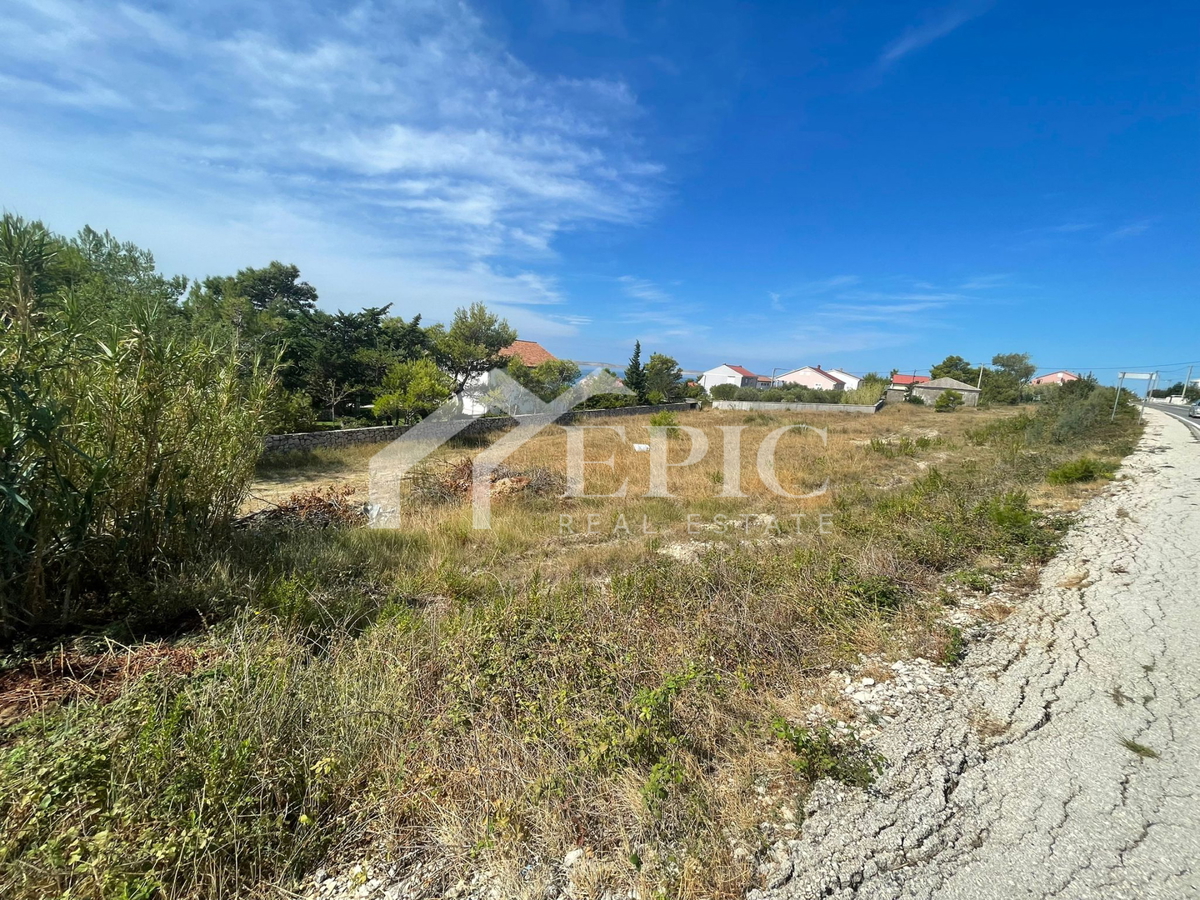 RTINA - ZEMLJIŠČE Z GRADBENO DOVOLJENJEM