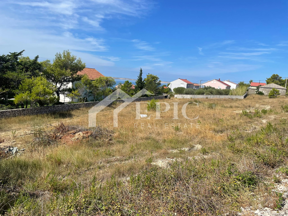 RTINA - ZEMLJIŠČE Z GRADBENO DOVOLJENJEM