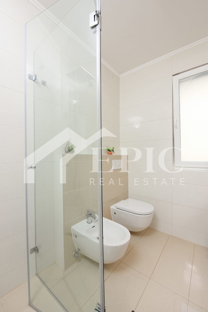 DIKLO - ATRAKTIVNO STANOVANJE, 150 M OD PLAŽE