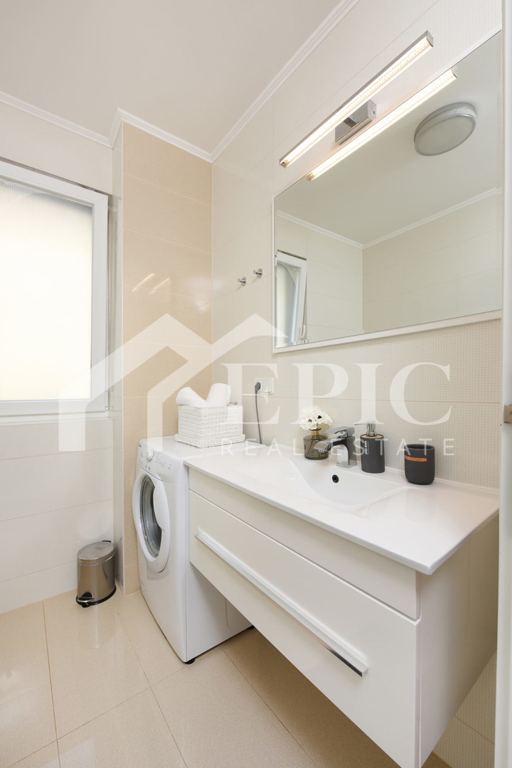 DIKLO - ATRAKTIVNO STANOVANJE, 150 M OD PLAŽE