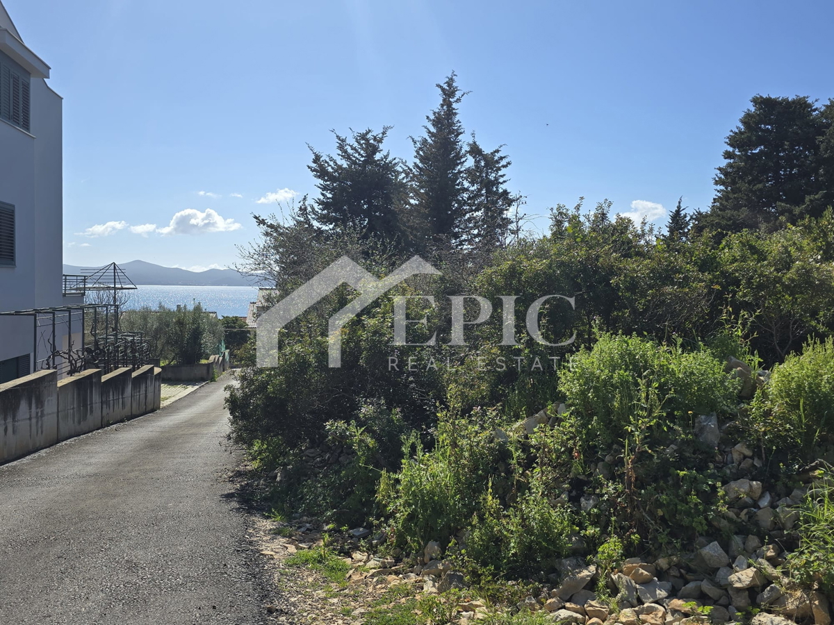 DIKLO, ZADAR - ATRAKTIVNO ZEMLJIŠTE