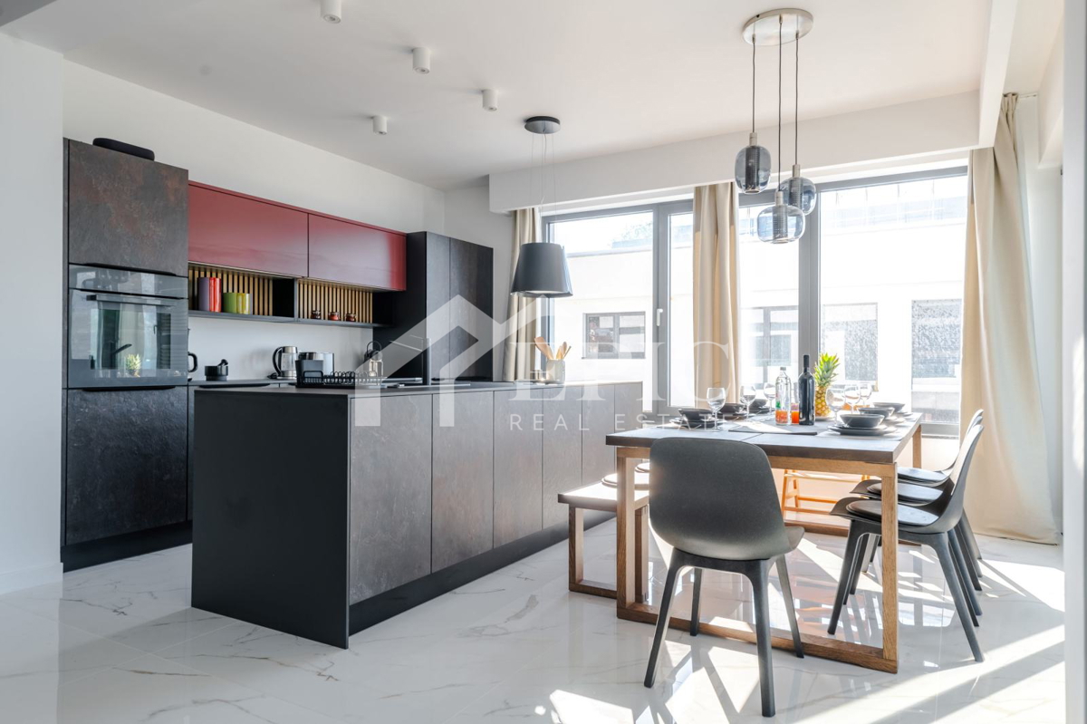 PENTHOUSE S ČUDOVITIM RAZGLEDOM