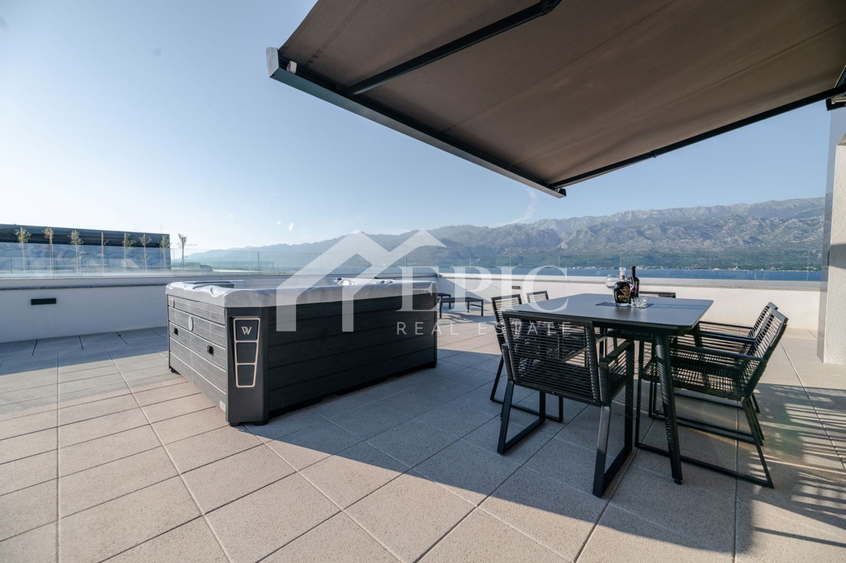 PENTHOUSE S ČUDOVITIM RAZGLEDOM