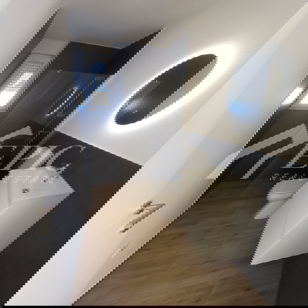 ZADAR, BILI BRIG – Moderno stanovanje s panoramskim pogledom na morje