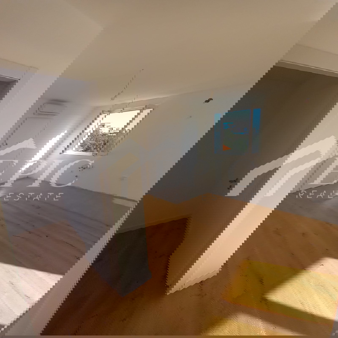 ZADAR, BILI BRIG – Moderno stanovanje s panoramskim pogledom na morje