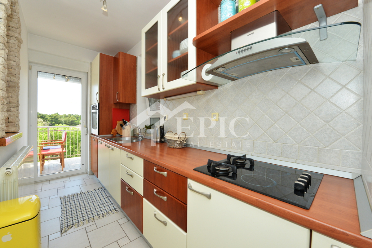 Stanovanje na privlačni lokaciji