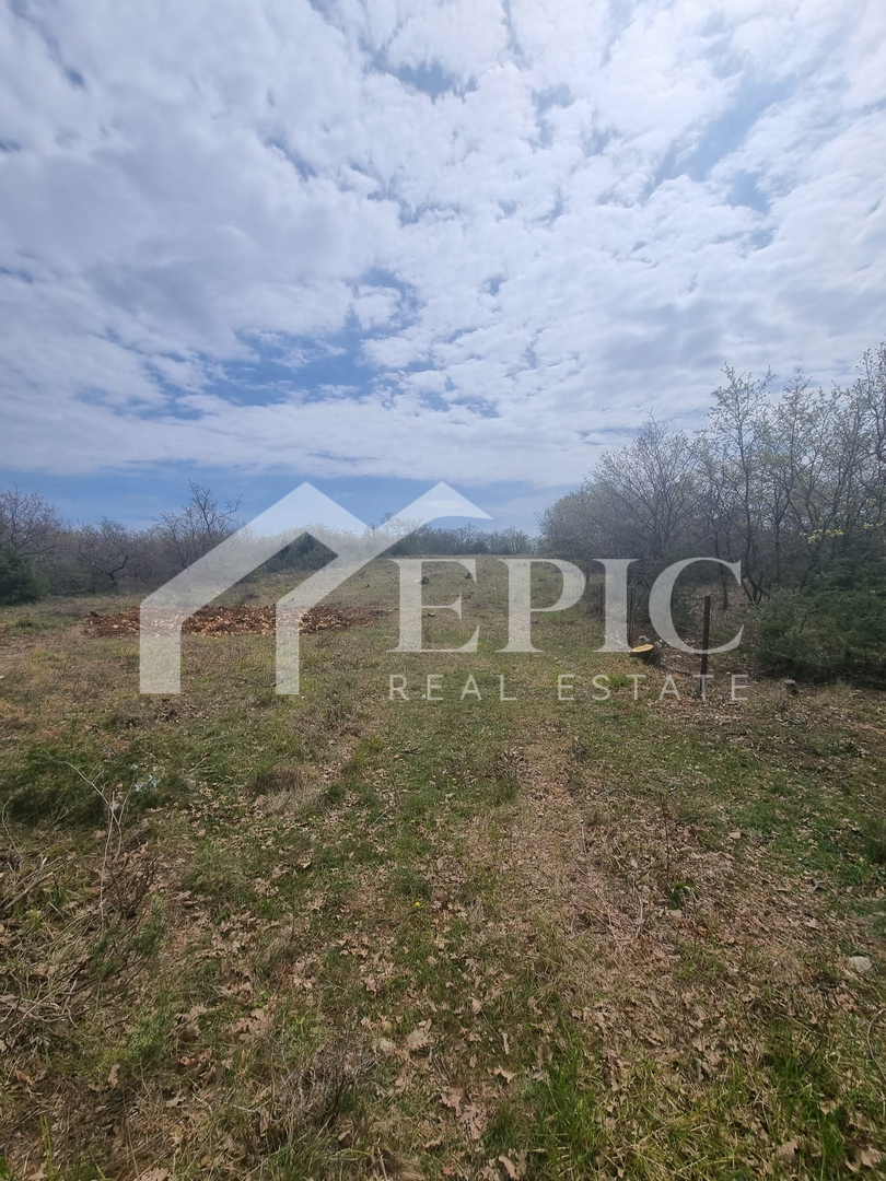 UGODNO!! GRADBENO ZEMLJIŠČE