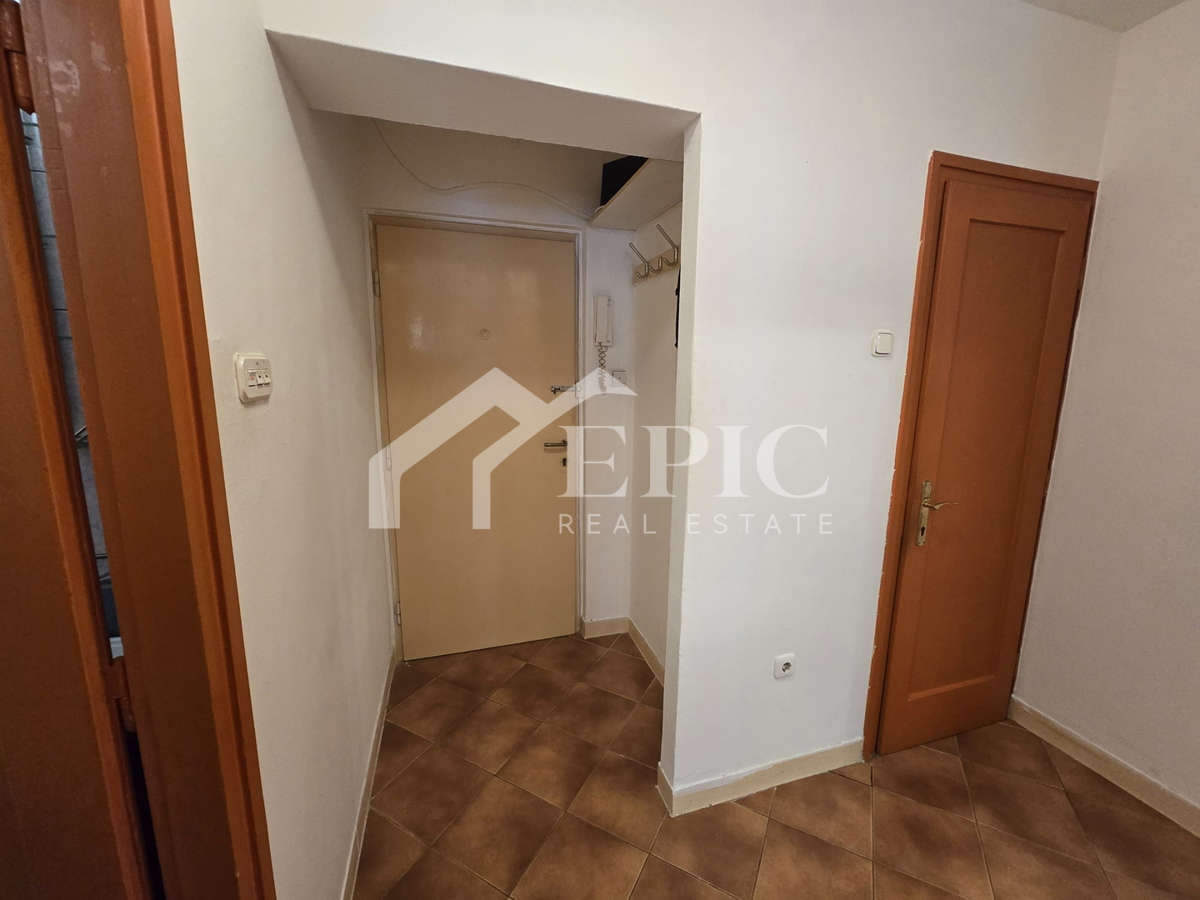 STAN V ZADRU – BLIZINA CENTRA, IDEALEN ZA INVESTICIJO!