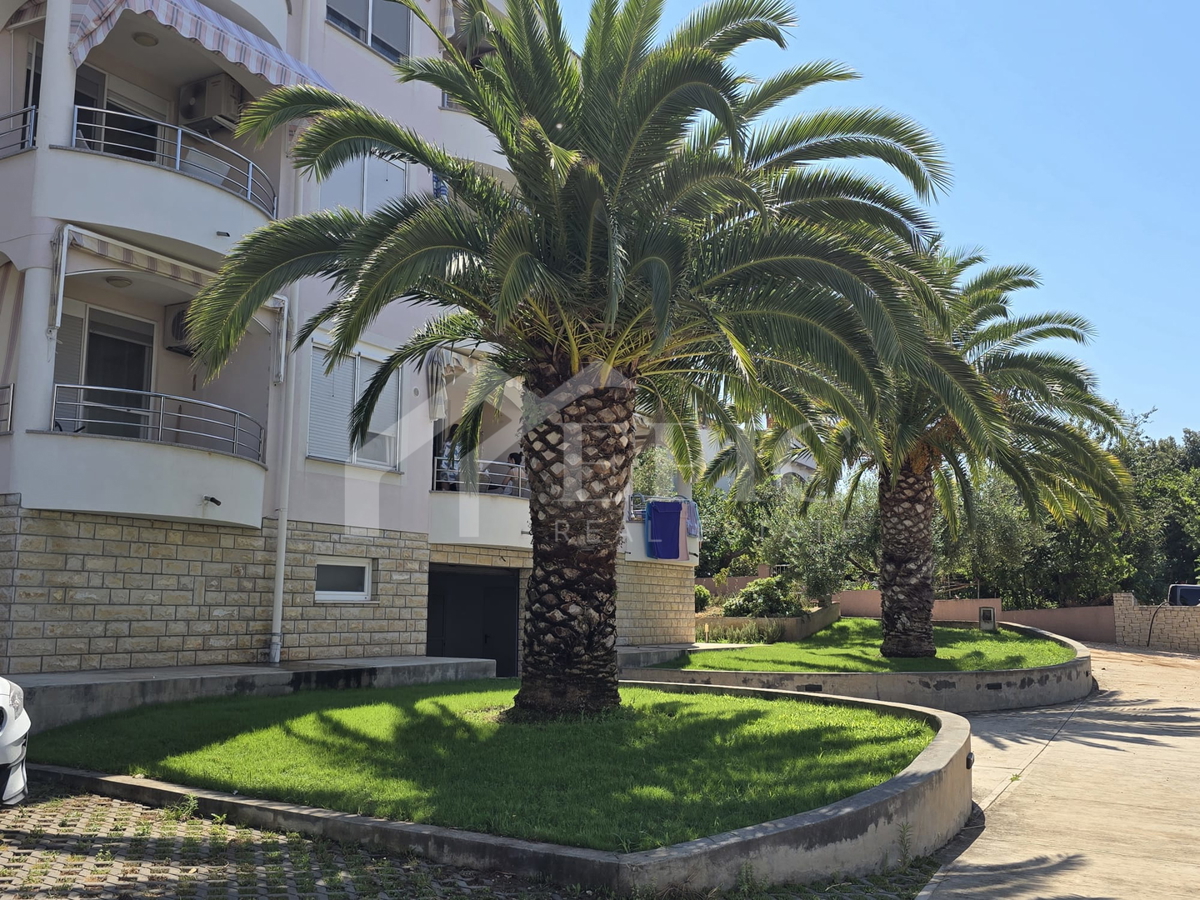 PRILOŽNOST!! ČUDOVITO, OPREMLJENO STANOVANJE, 70 METROV OD PLAŽE