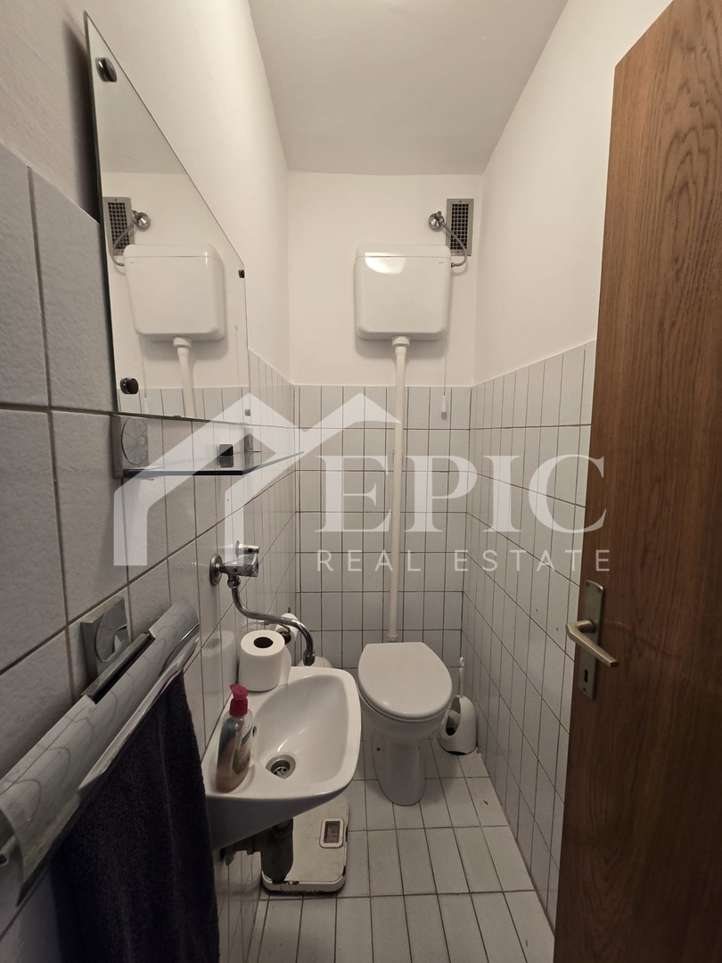 Trosobno stanovanje v 3. nadstropju - Bili Brig