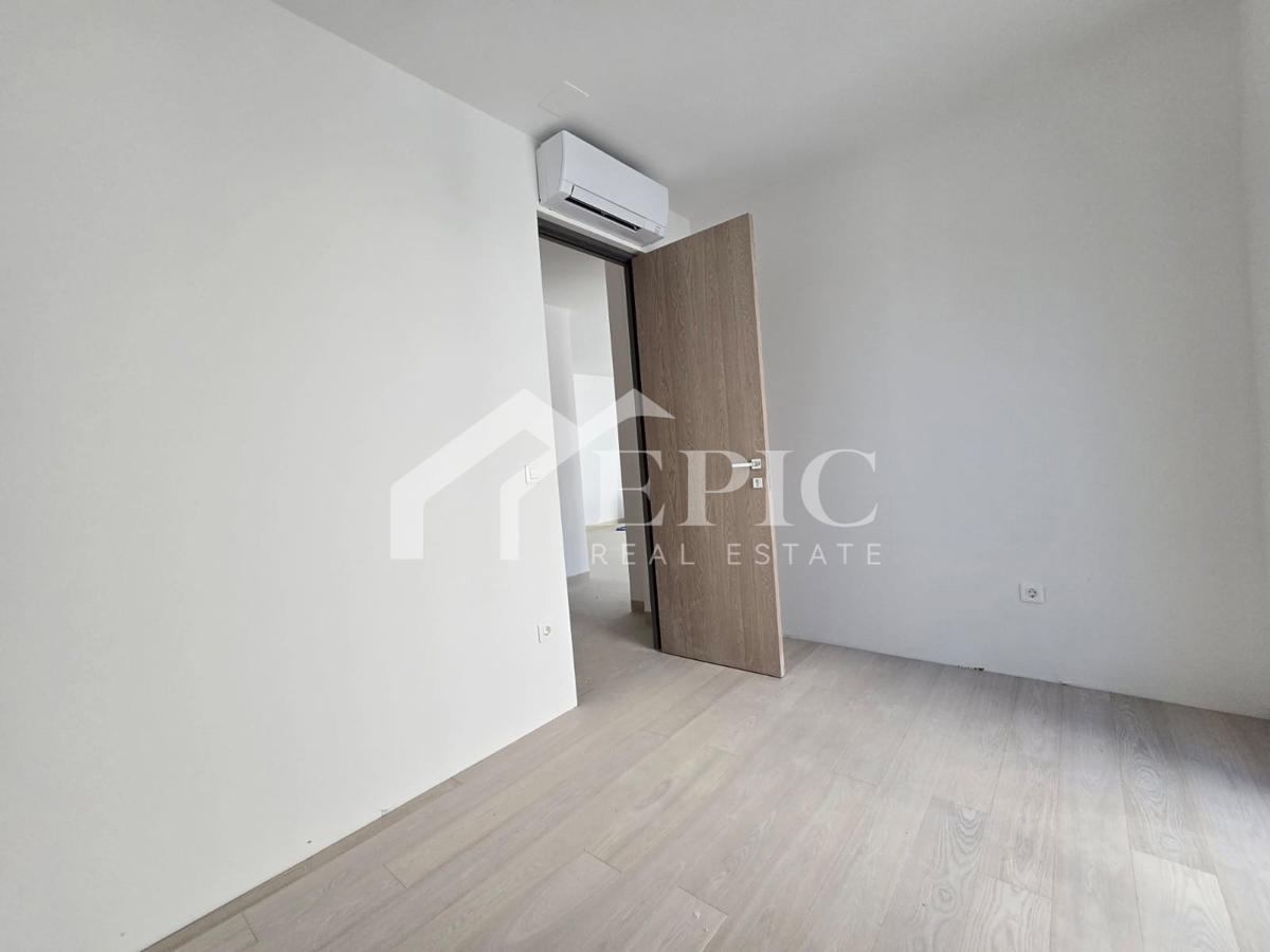 EKSKLUZIVNO STANOVANJE 500 M OD MORJA - POPOLNA PRILOŽNOST ZA ŽIVLJENJE ALI POČITNICE