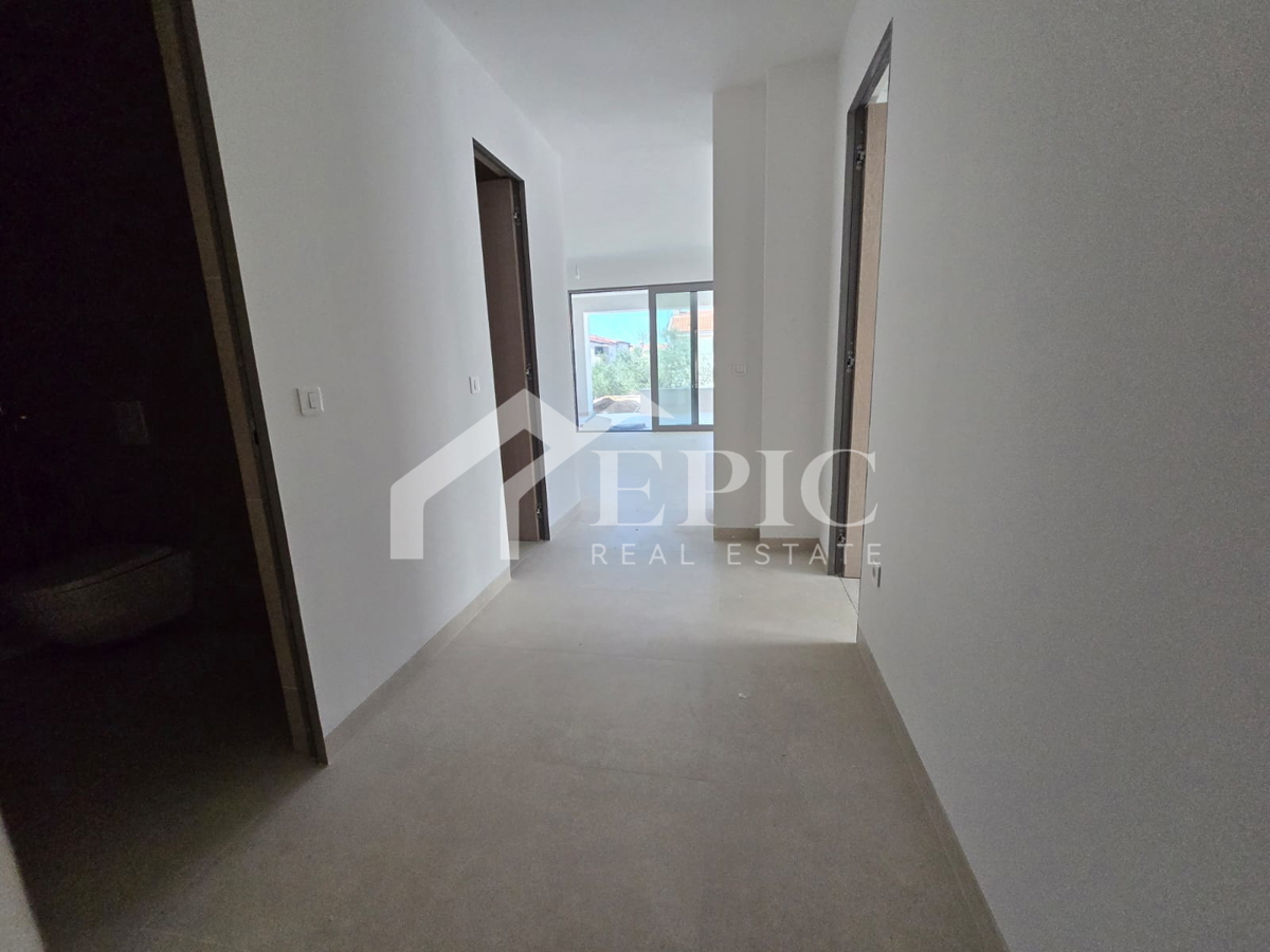 EKSKLUZIVNO STANOVANJE 500 M OD MORJA - POPOLNA PRILOŽNOST ZA ŽIVLJENJE ALI POČITNICE