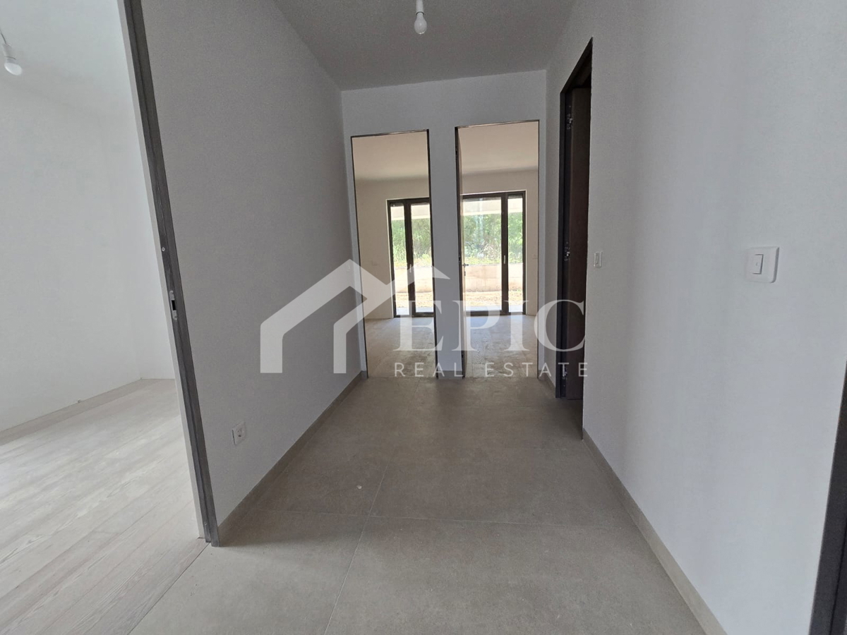 EKSKLUZIVNO STANOVANJE 500 M OD MORJA - POPOLNA PRILOŽNOST ZA ŽIVLJENJE ALI POČITNICE